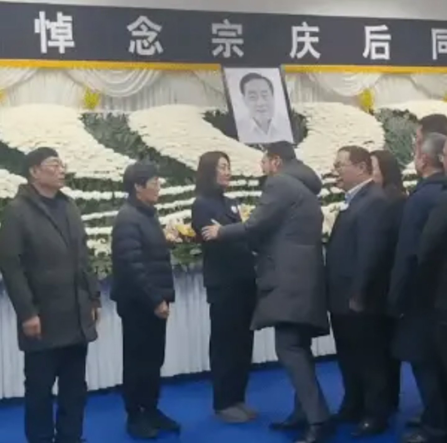 娃哈哈争产：持股46%！最大股东杭州上城区财政局介入处理（组图） - 4