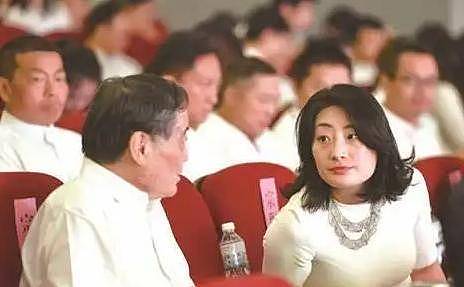 宗馥莉大战杜建英：传“如夫人”不满新掌门，宗馥莉亮剑逼急元老（组图） - 14