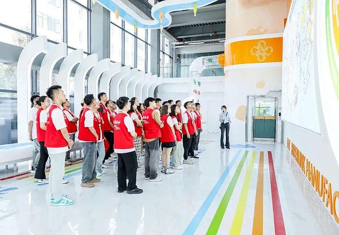 杜建英暗线蛰伏三十年,宗馥莉女帝宝座还稳吗?(组图) - 91