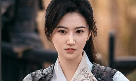 分手6年后,实现华丽逆袭的景甜,已是张继科“高攀不起”的存在(组图) - 16
