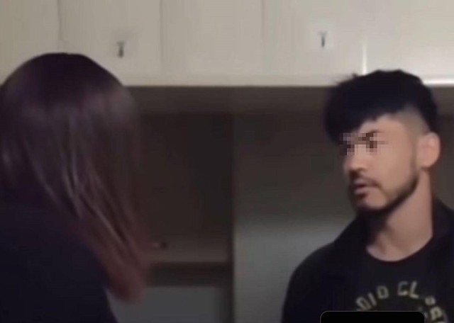 南京红姐“伪娘”千人斩轰动东南亚成亚洲热话，越南舞台剧惊现这幕（视频/组图） - 4