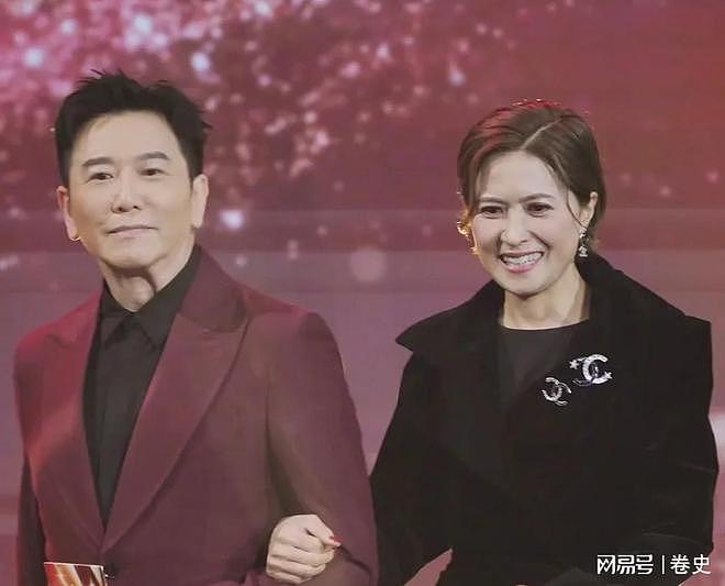 温兆伦现状:60岁依然很帅,三婚娶小20岁赵庭,10岁女儿更像妈妈(组图) - 8