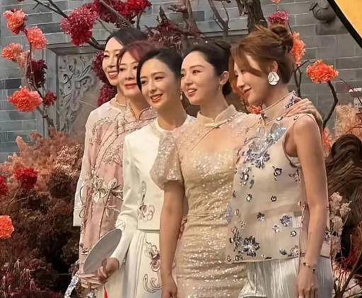 同样都是国民女神，如今再看董璇佟丽娅这对好闺蜜，才知差距在哪（组图） - 19