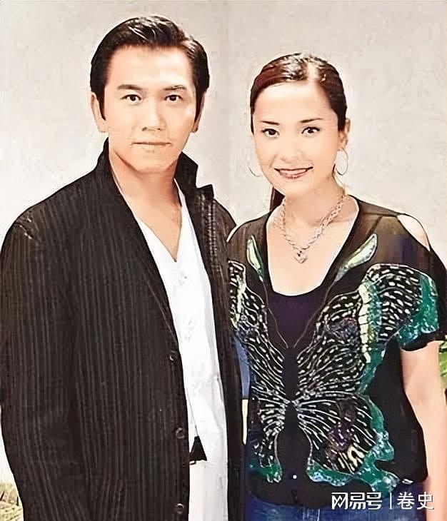 温兆伦现状:60岁依然很帅,三婚娶小20岁赵庭,10岁女儿更像妈妈(组图) - 11