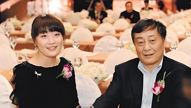 弟弟辟谣宗庆后还有多名子女,控诉宗馥莉自私,毁了宗老美好人设(组图) - 9