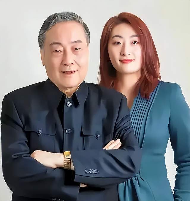 宗馥莉事件连锁反应!富二代们又查信托又立遗嘱,评论区好精彩!(组图) - 1