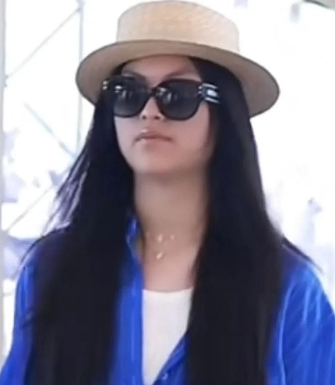 王诗龄和妈妈去日本旅游!李湘胖到没下巴,母女一人一只爱马仕(组图) - 4