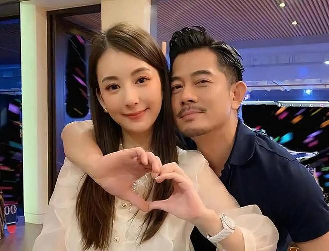 退网8个月后叶珂复播了,自曝产女已分手,没给黄晓明留一丝体面(组图) - 5