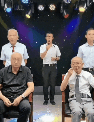美女记者转行“擦边主播”，暴露了当下普通人的认知黑洞…（组图） - 27