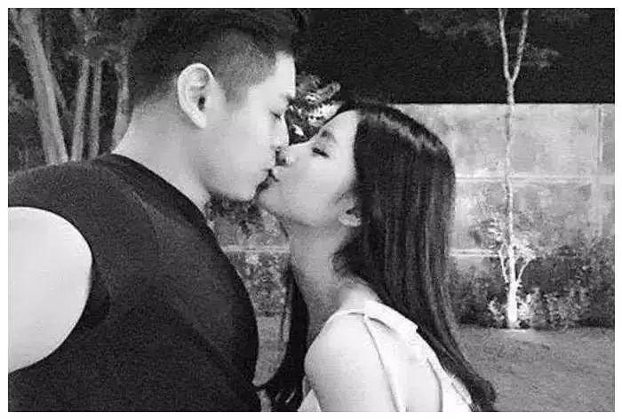 因10克拉钻戒闹掰?玩兄弟前任挞已婚少妇酒店约炮,逼婚决裂才2月又有新欢,旧爱崩溃街头爆哭?(组图) - 38