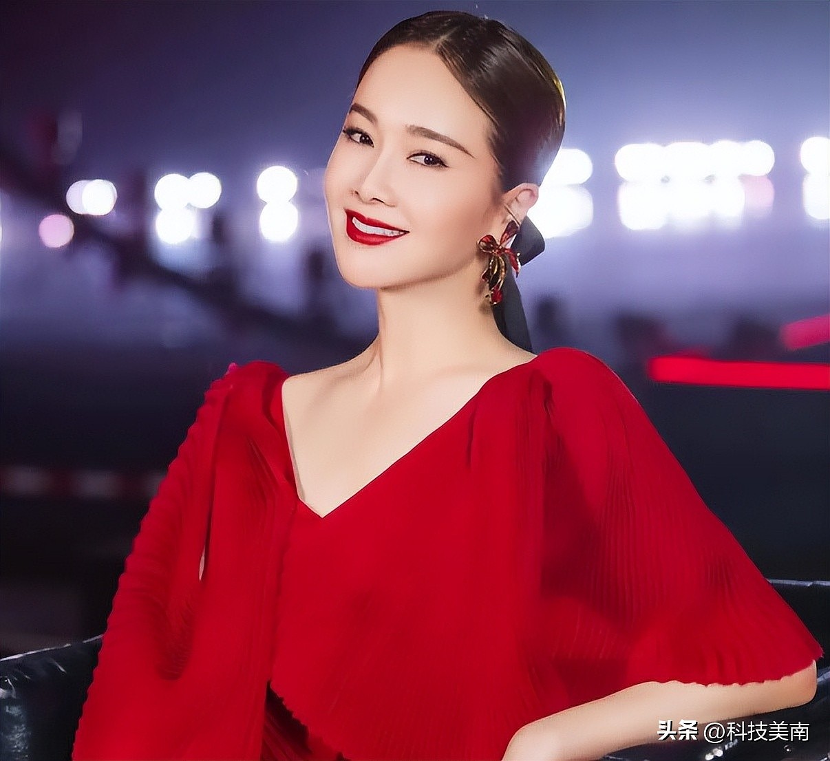 深扒左小青上位史,靠包养陪睡上位,风生水起(组图) - 24