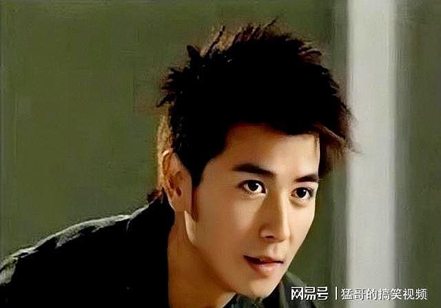 原来他俩是夫妻，因戏生情18年，如今50岁和董洁演两口子再度翻红（组图） - 8