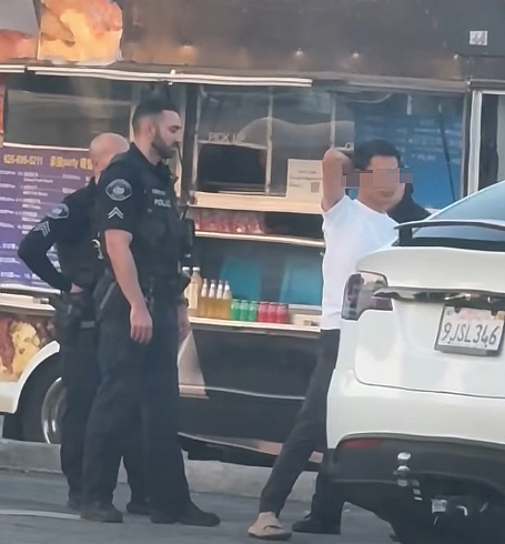 热搜第一！在美国硅谷卖酱香饼的中国小伙被捕，曾月入2万美金（组图） - 3