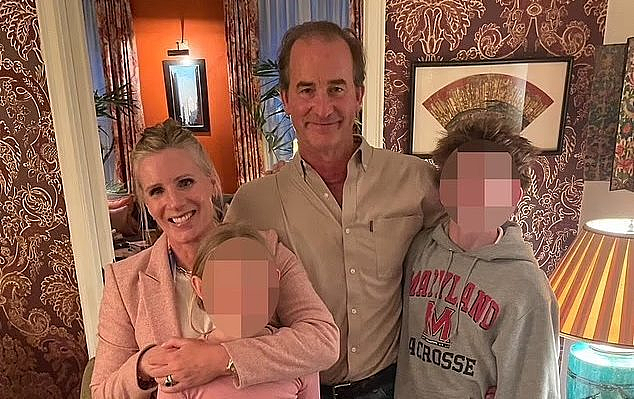 亲1下赔3亿!演唱会偷情后续:CEO恐赔天价离婚费,HR老公被扒,剧情越来越离谱!(组图) - 5