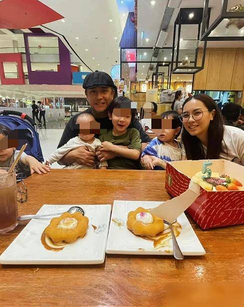 一家六口无家可归?香港知名男星回应离婚传闻,否认“妻离子散”(组图) - 9