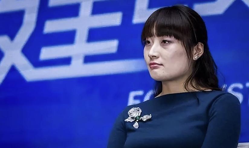 14岁便知父亲婚外情?“布鞋首富”隐秘子女曝光,铁腕女儿遭至亲背刺(组图) - 20