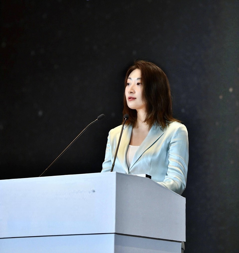 曝宗庆后3个情人7个孩子,宗馥莉绝食抗争,缺席爷爷葬礼被斥不孝(组图) - 10