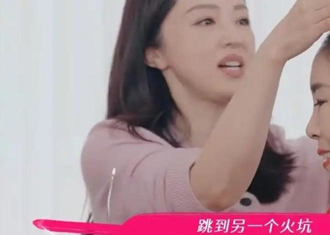 董璇再婚后自曝离婚原因：形容上段婚姻是火坑，伤害一辈子忘不了（组图） - 3