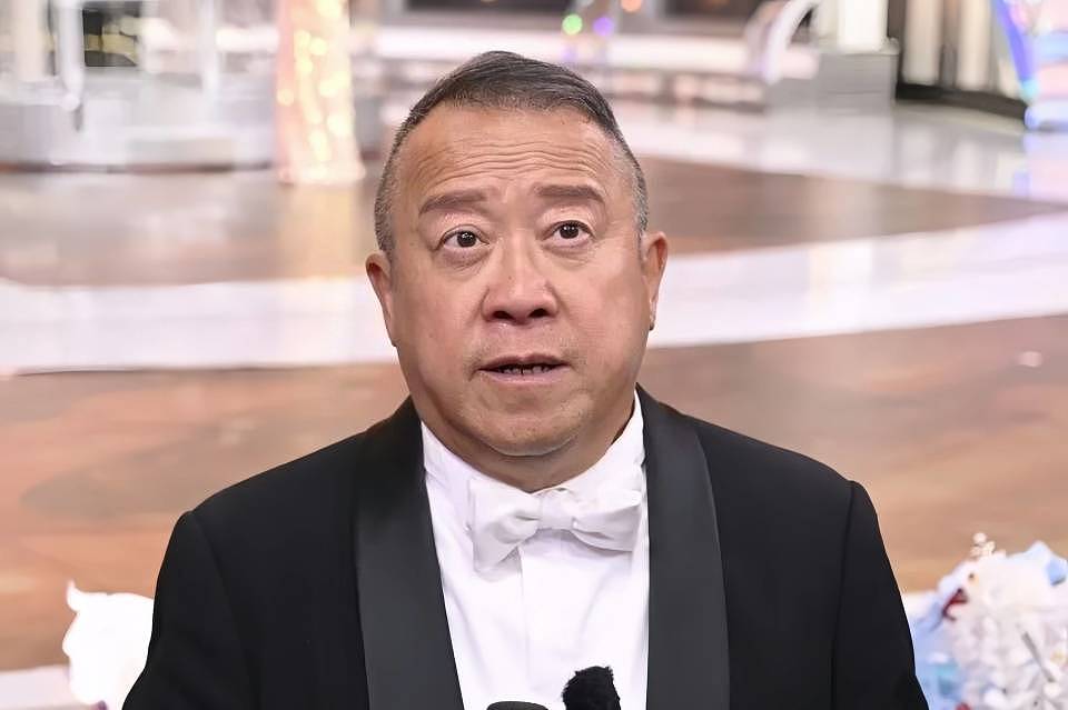 曾志伟合影辱华艺人风波升级！致歉评论区控不住，多次涉争议事件（组图） - 1