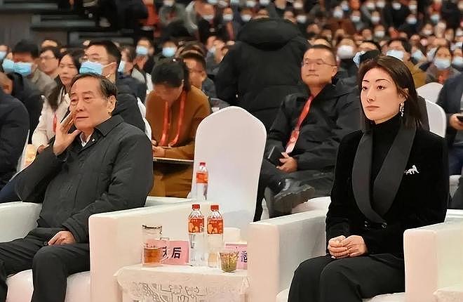 杜建英“上位史”:拿捏宗庆后,拉拢小叔子,多次阻挠宗馥莉掌权(组图) - 24