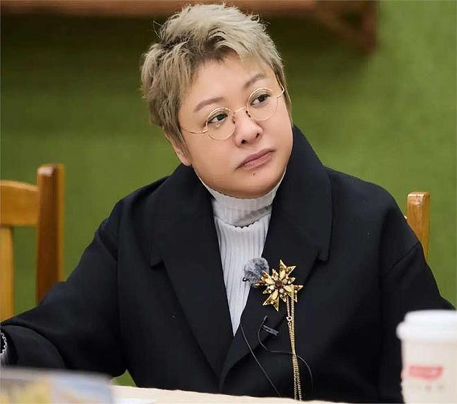 逼死原配、代言翻车?“看破又说破”的韩红,没给唐国强留退路(组图) - 35