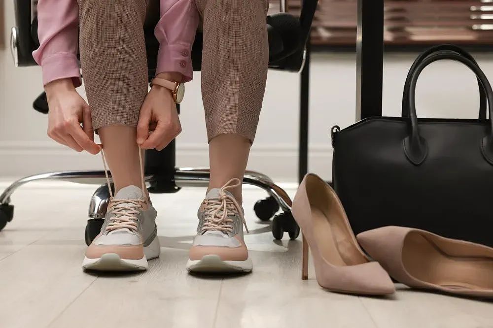 宋佳吐槽的“付费刑具”，正被中国女孩抛弃（组图） - 24