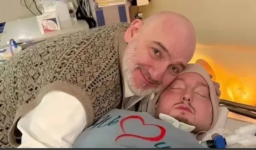 沙特“沉睡王子”：车祸卧床昏迷20年，手脚都被家人抚摸有反应了！却终没能等来奇迹…（组图） - 19