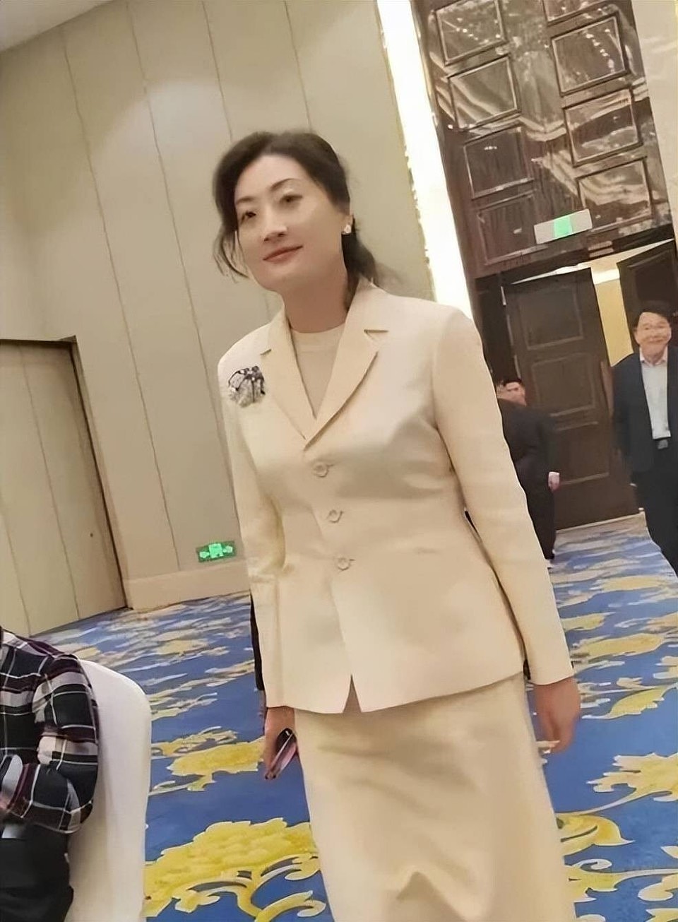 曝宗庆后3个情人7个孩子,宗馥莉绝食抗争,缺席爷爷葬礼被斥不孝(组图) - 4