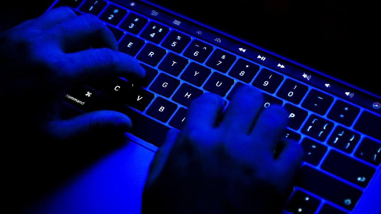 中国国安部示警:外国晶片藏后门, 吁涉密单位用国产系统(图) - 1