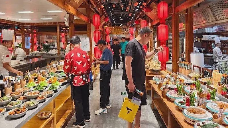 外卖大战下的中国哀歌：神仙打架，殃及三界（组图） - 1