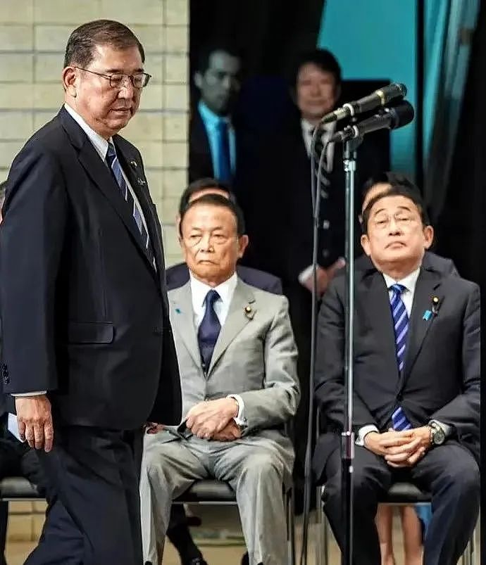 日本国难当头!首相石破茂或被逼宫下台,小泉进次郎、高市早苗有望上位?(组图) - 9