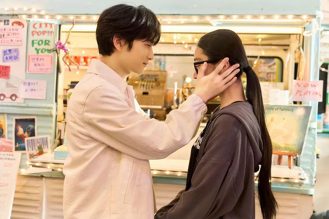 木村拓哉女儿新电影扑街，“水奖”又惹众怒，最强星二代要翻车了（组图） - 4