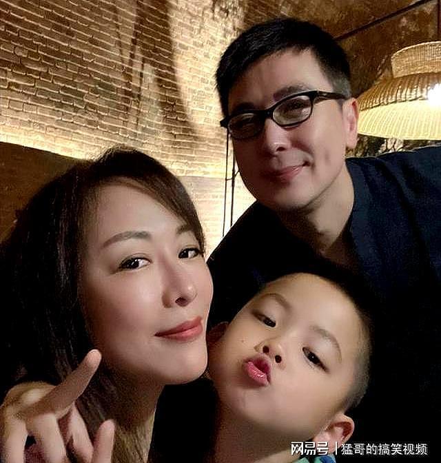 原来他俩是夫妻，因戏生情18年，如今50岁和董洁演两口子再度翻红（组图） - 4