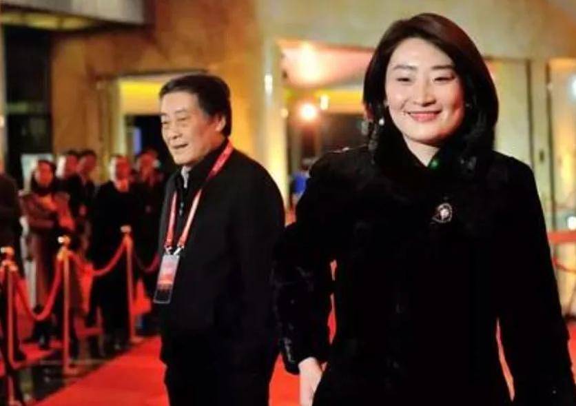 宗馥莉被亲叔指责“六亲不认”，14岁就看二房脸色的她，何谈亲情（组图） - 1