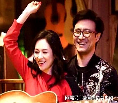 吃相难看!汪峰直播卖课,被嘲割韭菜,再也“高攀”不上章子怡了(组图) - 1