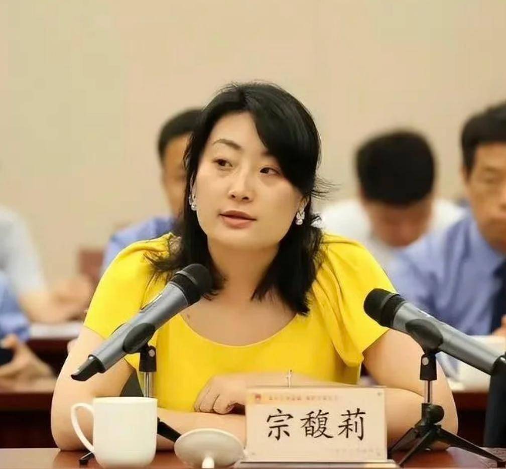 宗馥莉被亲叔指责“六亲不认”，14岁就看二房脸色的她，何谈亲情（组图） - 9