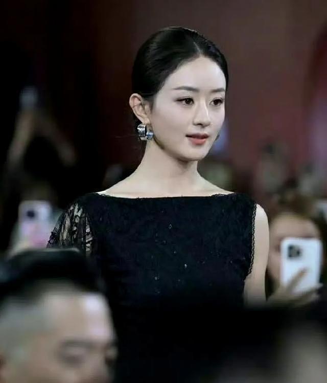 风水轮流转?今年赵丽颖影视双“扑”,杨幂靠演配角成功“翻红”(组图) - 36