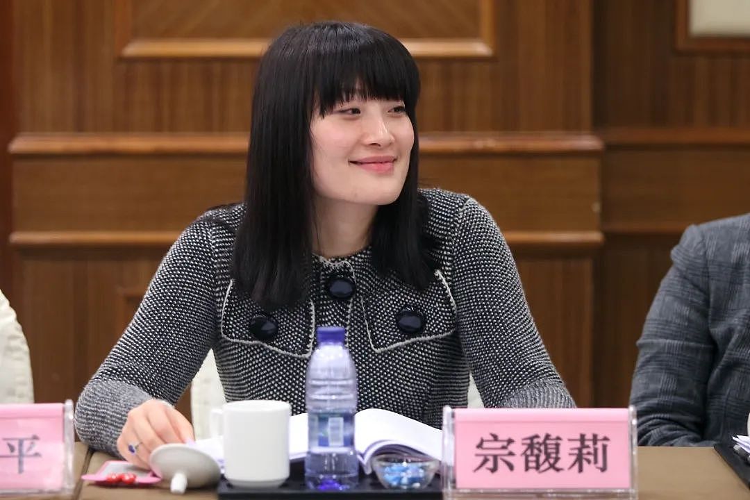维京群岛方面确认:娃哈哈争产案第二被告,唯一董事为宗馥莉!律师:她可下指令让公司划转资金(组图) - 3