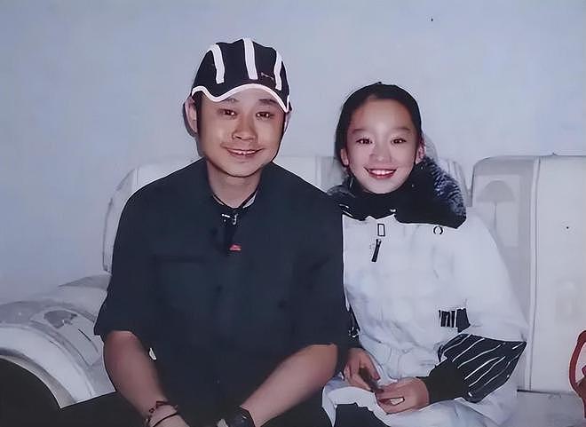 20岁离异带娃，39岁被逼隐退，却在53岁封神，他到底干了些什么？（组图） - 2