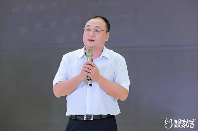 广州一知名老板跳楼身亡,年仅53岁,公司停业,2000业主钱打水漂(组图) - 5