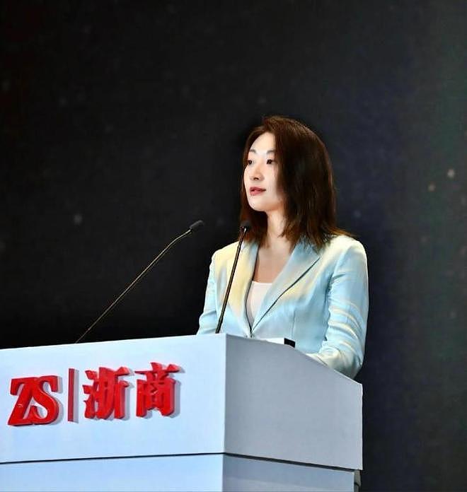 同样是“长公主”,把宗馥莉和孟晚舟一对比,差距就出来了(组图) - 25