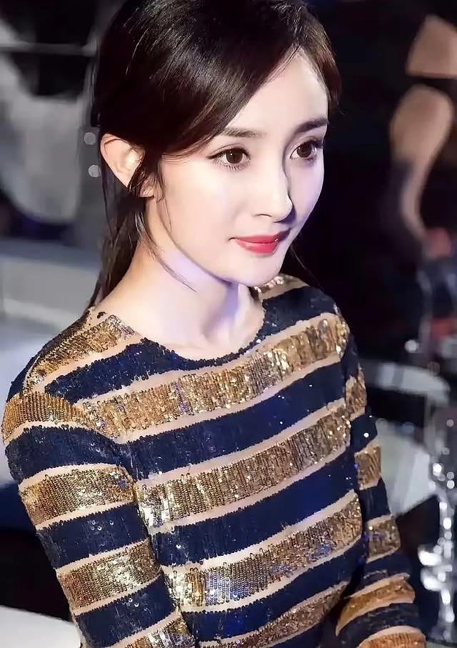 风水轮流转?今年赵丽颖影视双“扑”,杨幂靠演配角成功“翻红”(组图) - 11