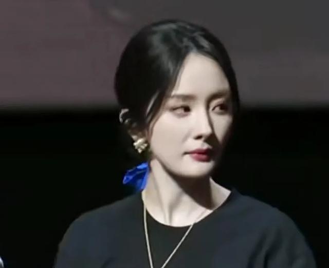 风水轮流转?今年赵丽颖影视双“扑”,杨幂靠演配角成功“翻红”(组图) - 2