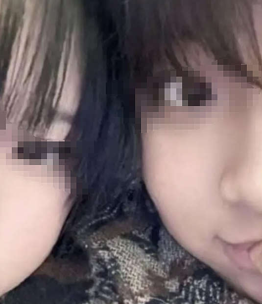 女生网恋3天就发黑丝腿照还主动想发生关系,看完俩人聊天她咋想的?(组图) - 23