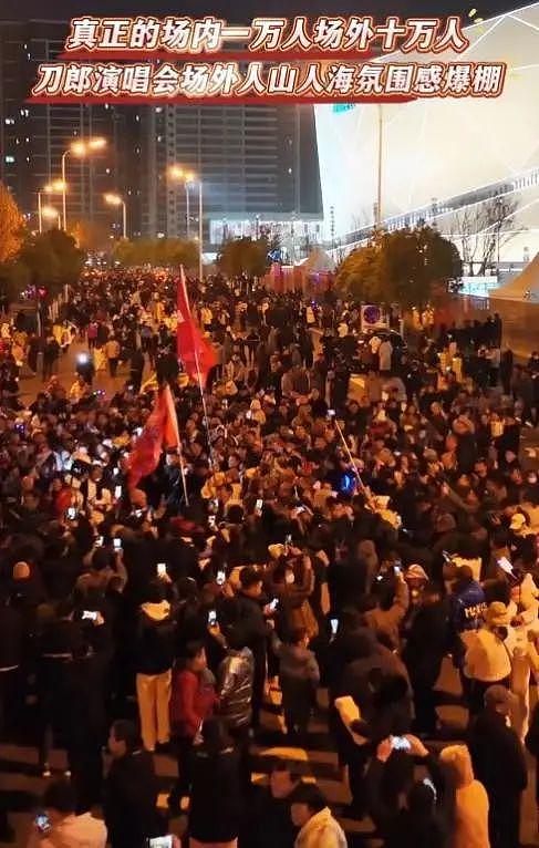 20岁离异带娃，39岁被逼隐退，却在53岁封神，他到底干了些什么？（组图） - 7