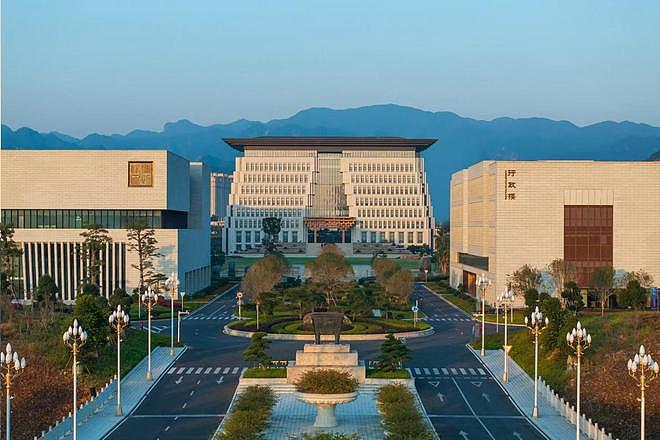 对话636分报考福耀科技大学的湖南考生:愿做教育改革“小白鼠”,很满意这个选择(组图) - 1
