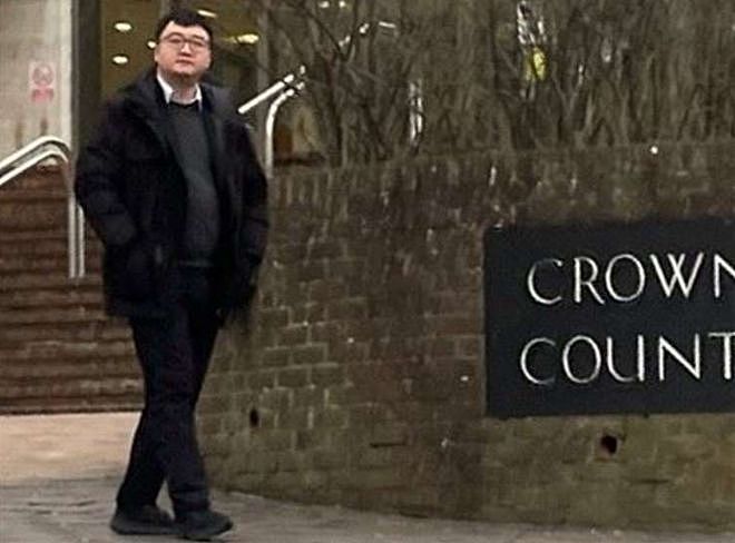 英国破获特大华人性犯罪案！3名华人控制50个妓院，强迫受害者卖春还债（组图） - 9