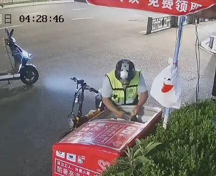 杭州偷水男“社会性死亡”:正脸曝光,工作毁了,连公司都被牵连(组图) - 3