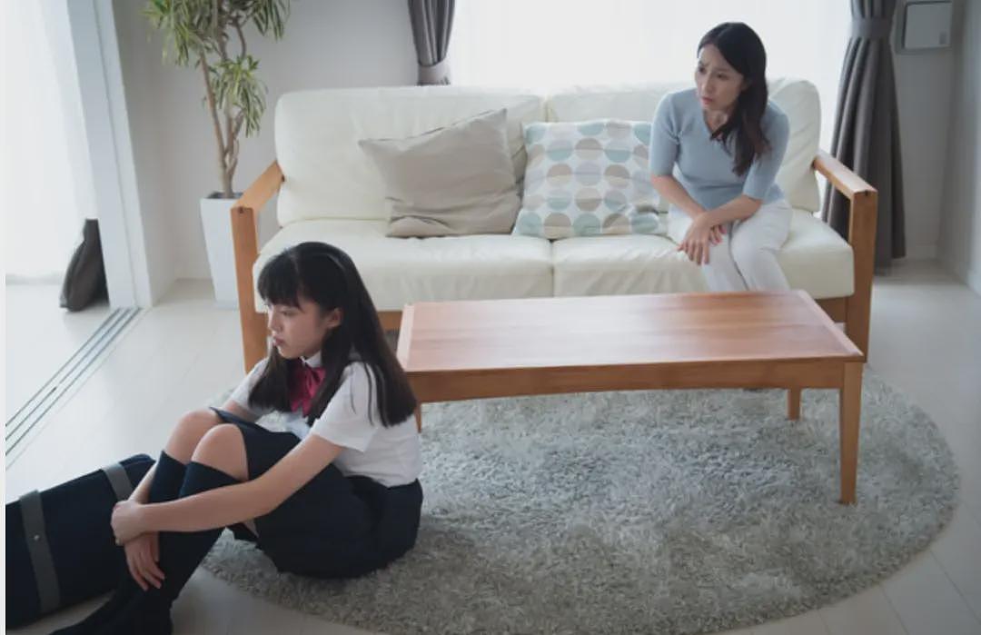 东亚第一“性压抑”国，穷人不配结婚（组图） - 20