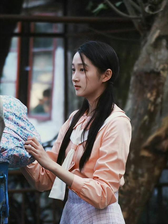 鹿晗七年前高调认爱成标杆，如今摘戒传分，八年感情为何变沉默（组图） - 21